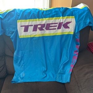 Vintage re issue of Trek bike jersey